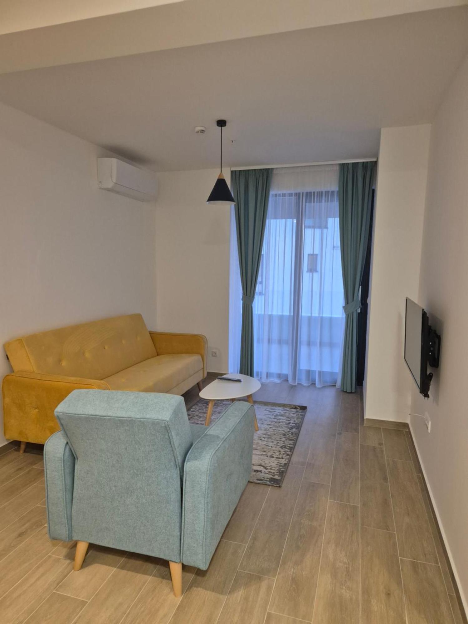 Rafailovici Beachfront 2 Apartment