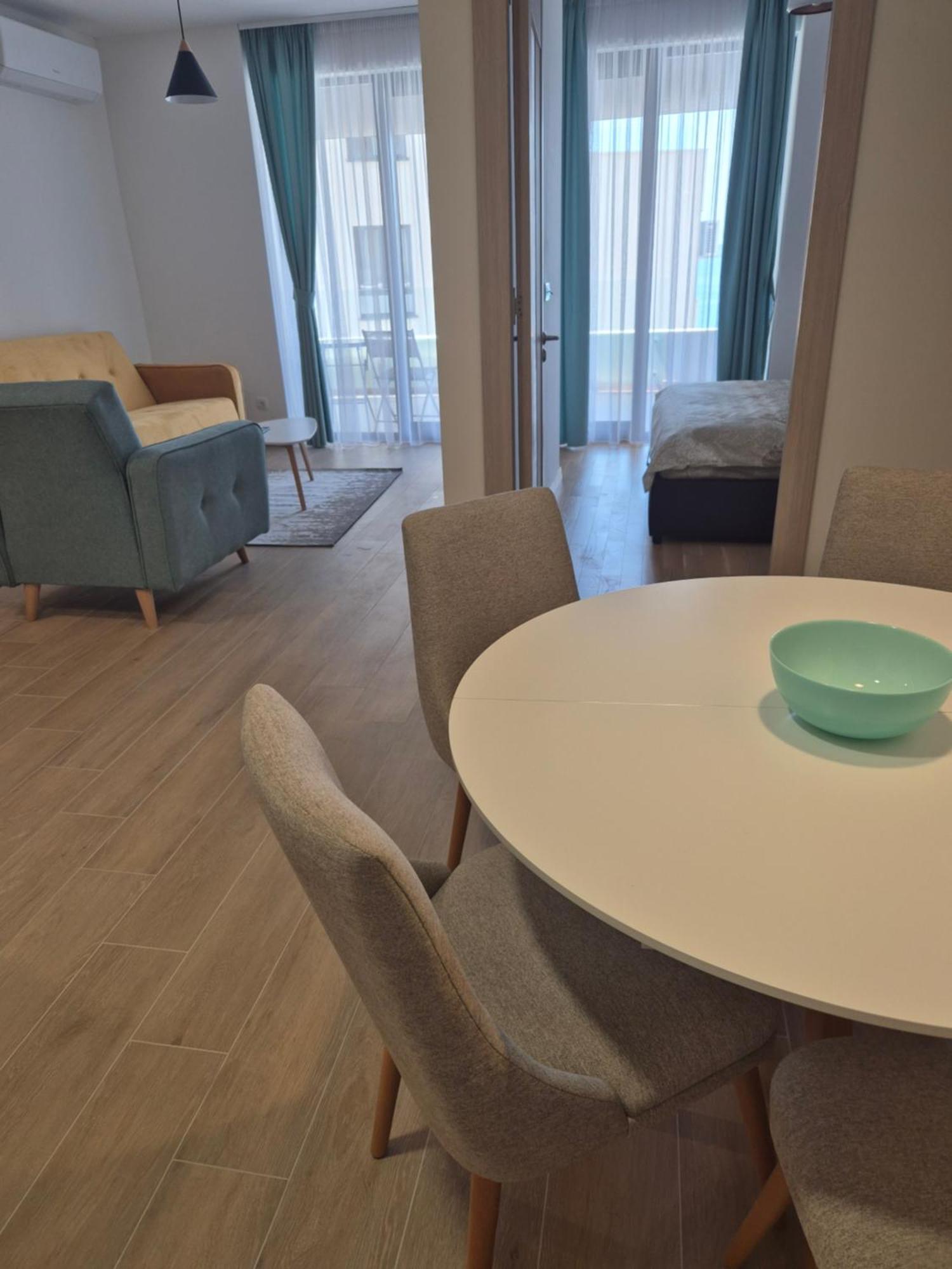 Rafailovici Beachfront 2 Apartment Budva